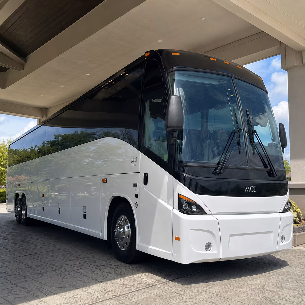 40-56 Passenger Charter Bus Exterior