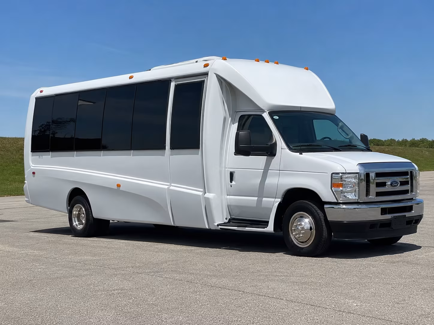 Boca Raton Birthday, Sweet 16, & Quinceañera Party Bus Rentals