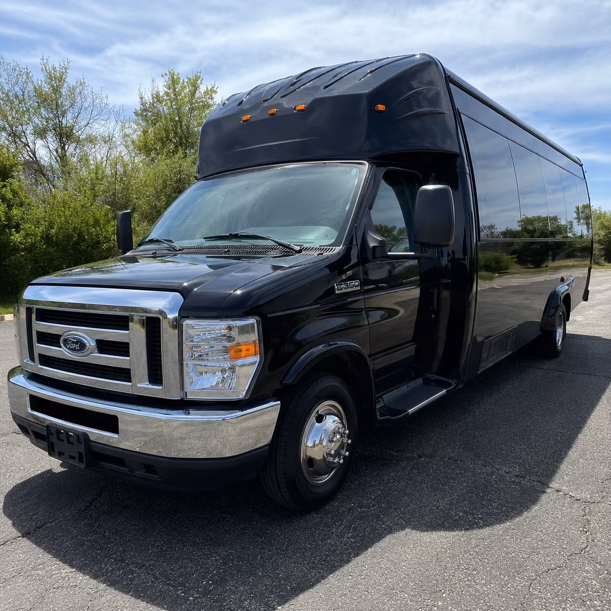 Boynton Beach Birthday, Sweet 16, & Quinceañera Party Bus Rentals