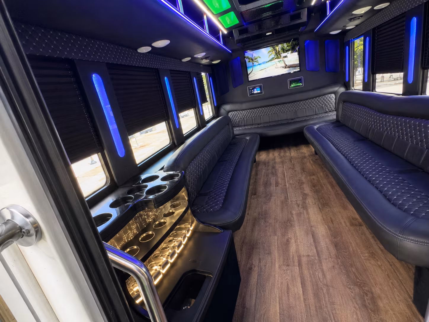 Port St. Lucie Birthday, Sweet 16, & Quinceañera Transportation party bus exterior